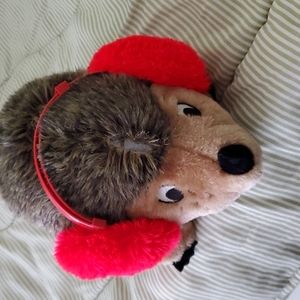 Ear muffs red size fits most